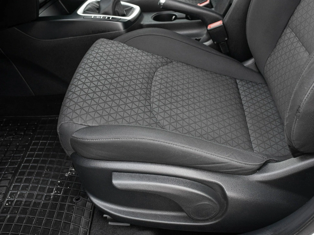 Kia Ceed - Zdjęcie 9