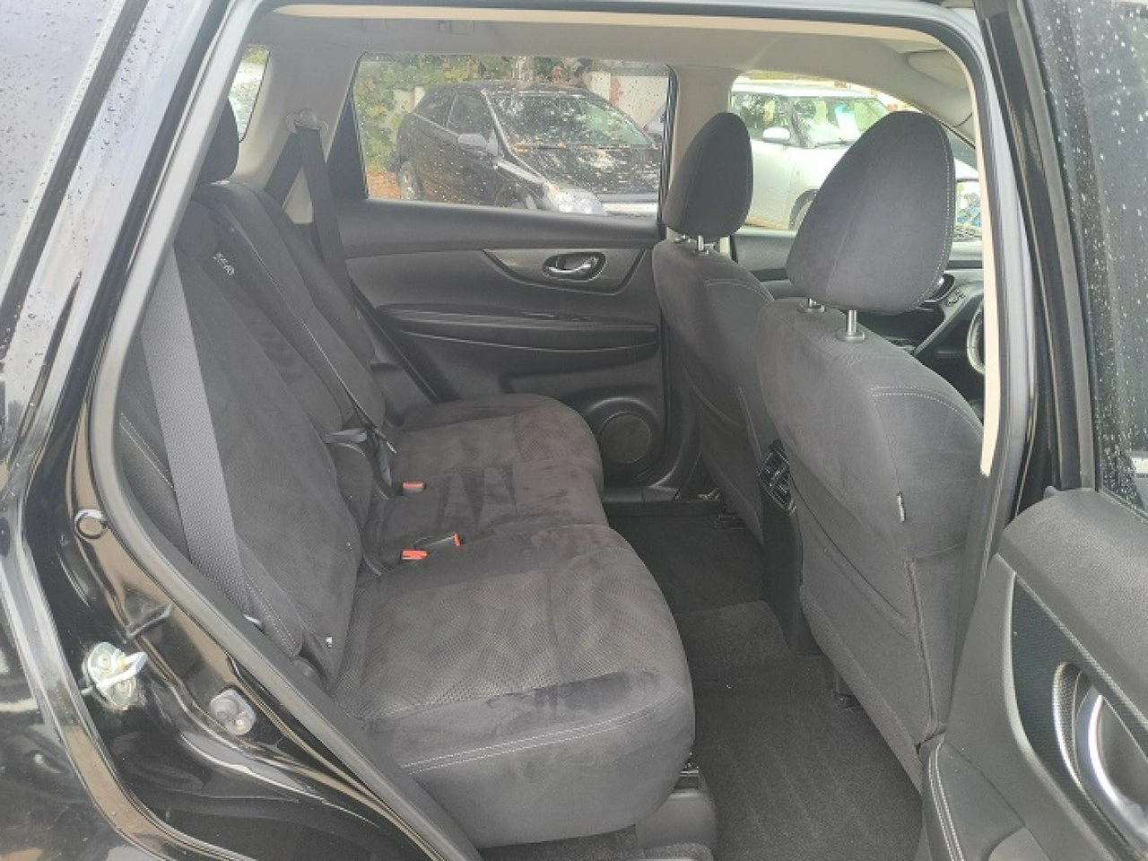 Nissan X-Trail - Zdjęcie 18