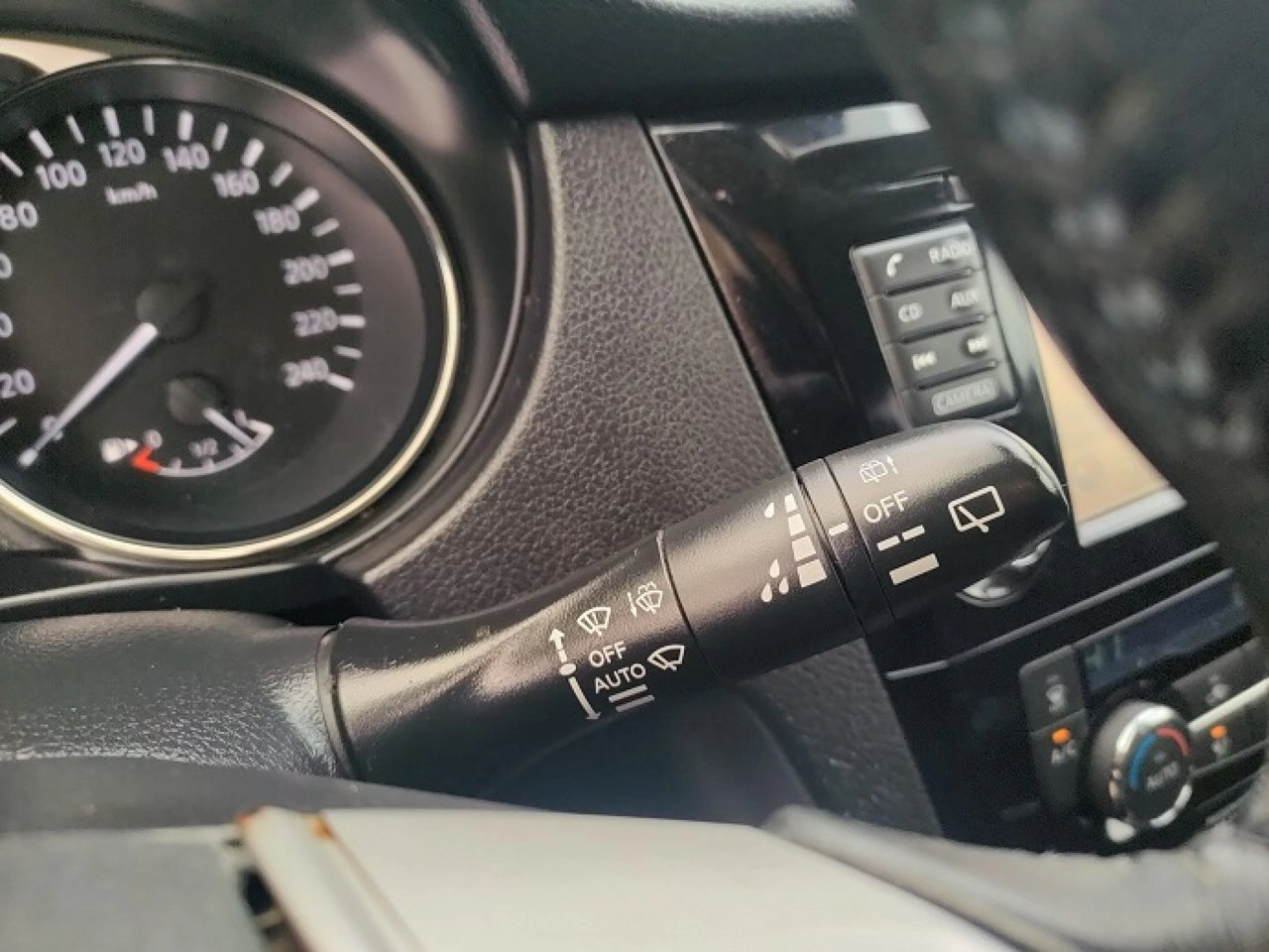 Nissan X-Trail - Zdjęcie 28