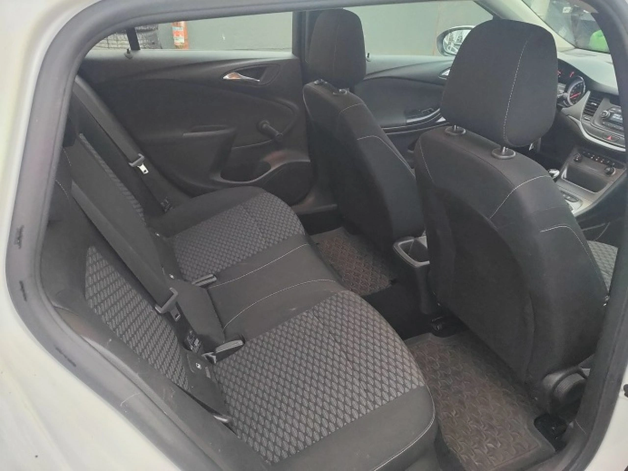 Opel Astra - Zdjęcie 13