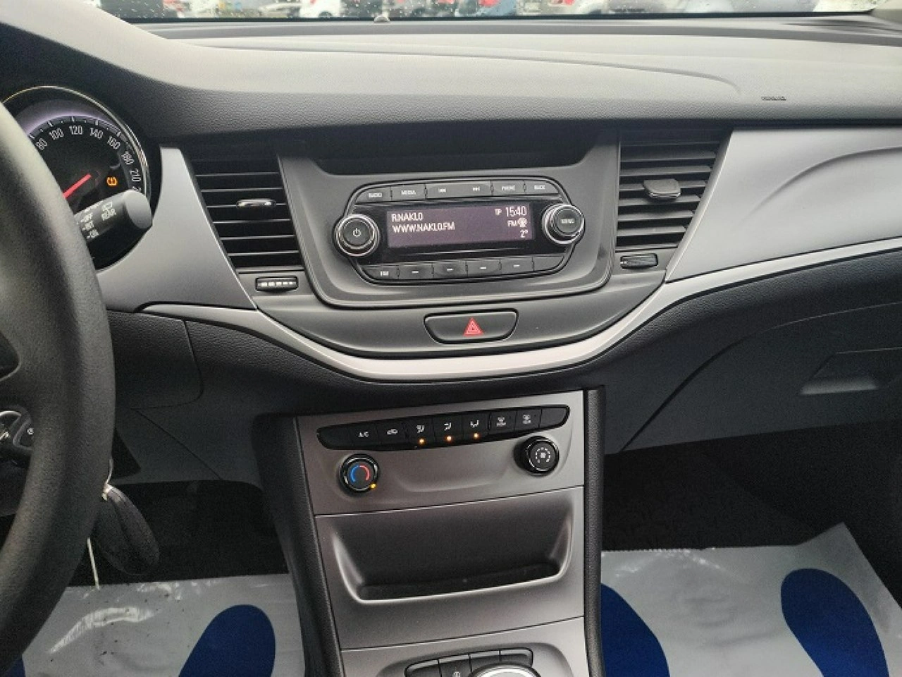 Opel Astra - Zdjęcie 16