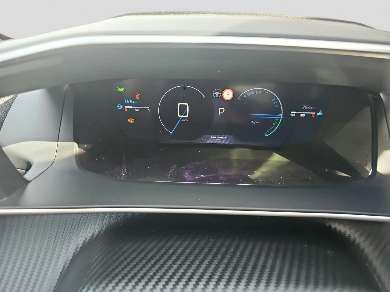 Peugeot 208 - Zdjęcie 9