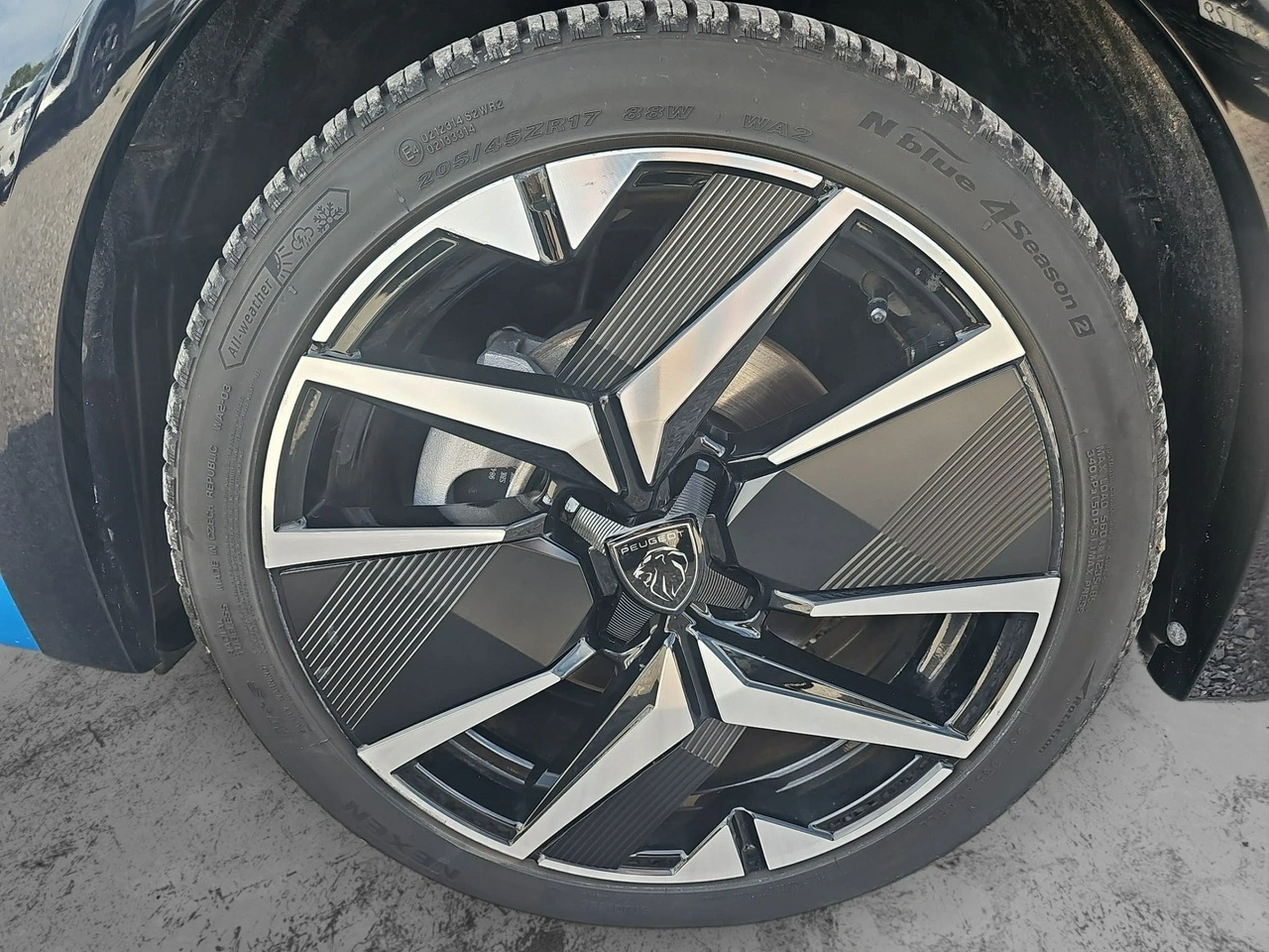 Peugeot 208 - Zdjęcie 22
