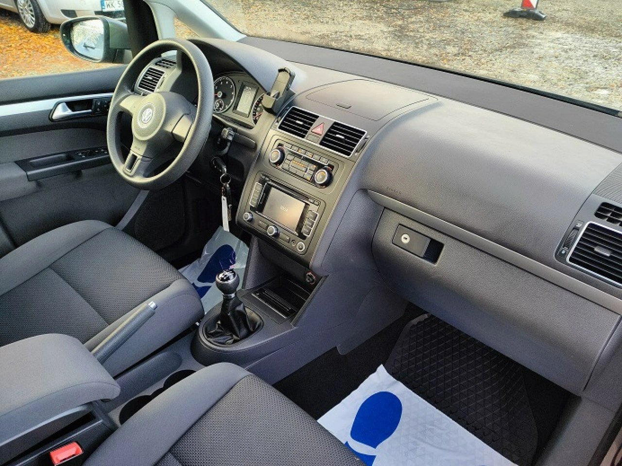 Volkswagen Touran - Zdjęcie 13