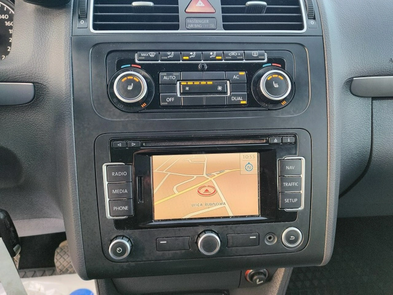 Volkswagen Touran - Zdjęcie 20