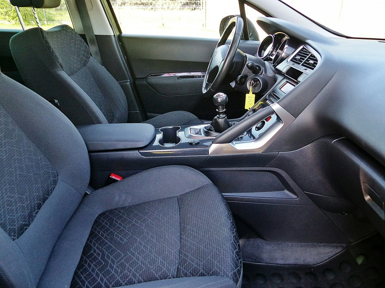 Peugeot 3008 - Zdjęcie 24