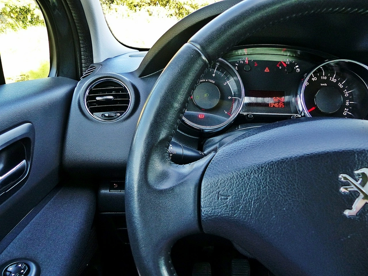 Peugeot 3008 - Zdjęcie 29