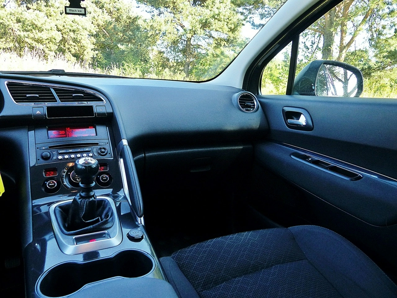 Peugeot 3008 - Zdjęcie 36