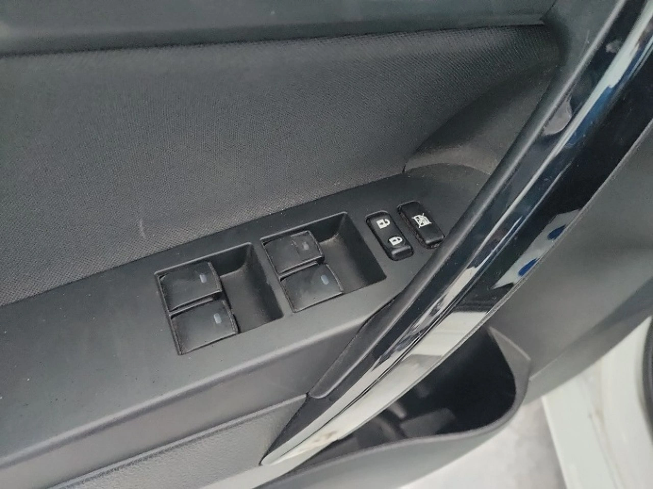 Toyota Auris - Zdjęcie 16