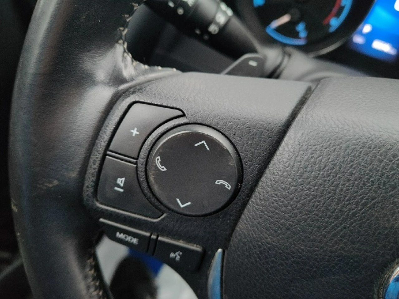 Toyota Auris - Zdjęcie 18