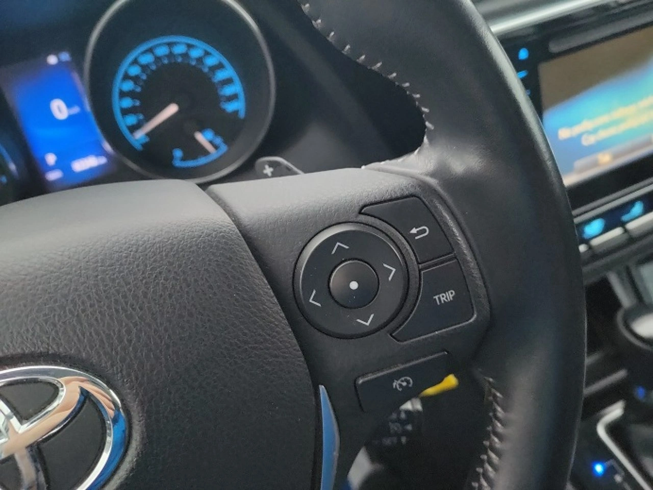 Toyota Auris - Zdjęcie 19