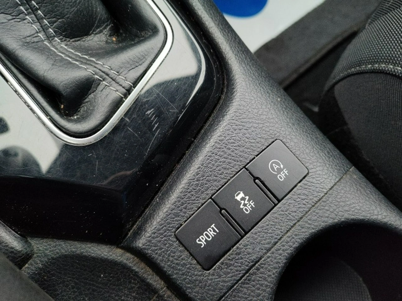 Toyota Auris - Zdjęcie 24