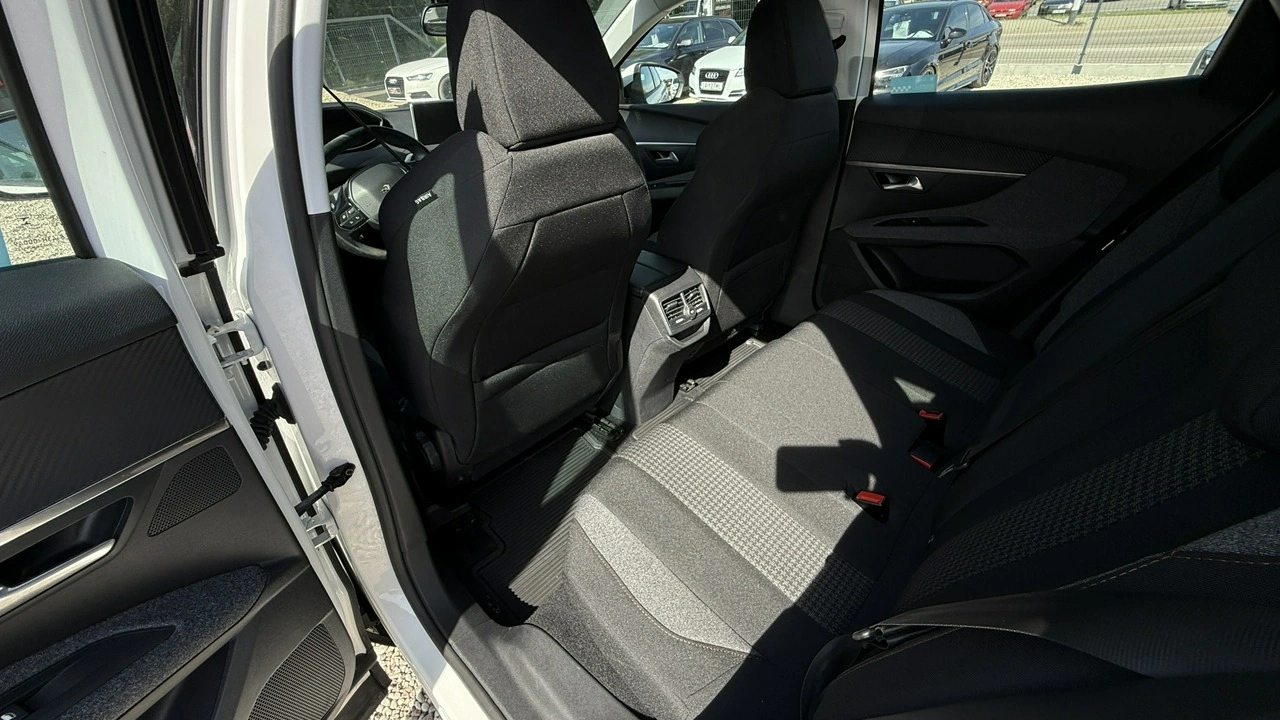 Peugeot 3008 - Zdjęcie 20