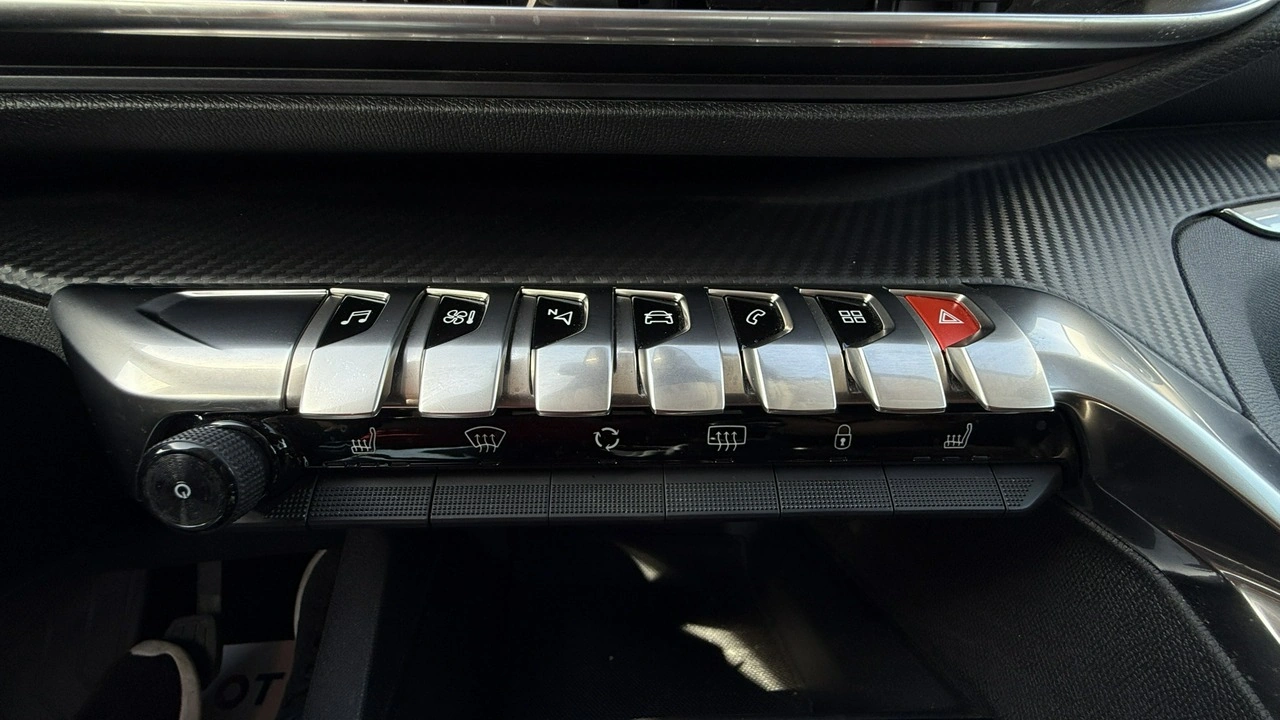 Peugeot 3008 - Zdjęcie 26