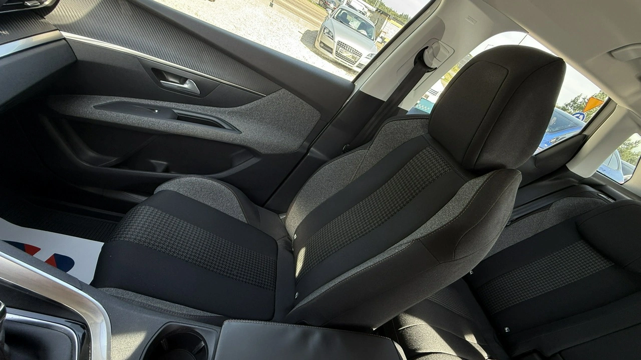 Peugeot 3008 - Zdjęcie 30