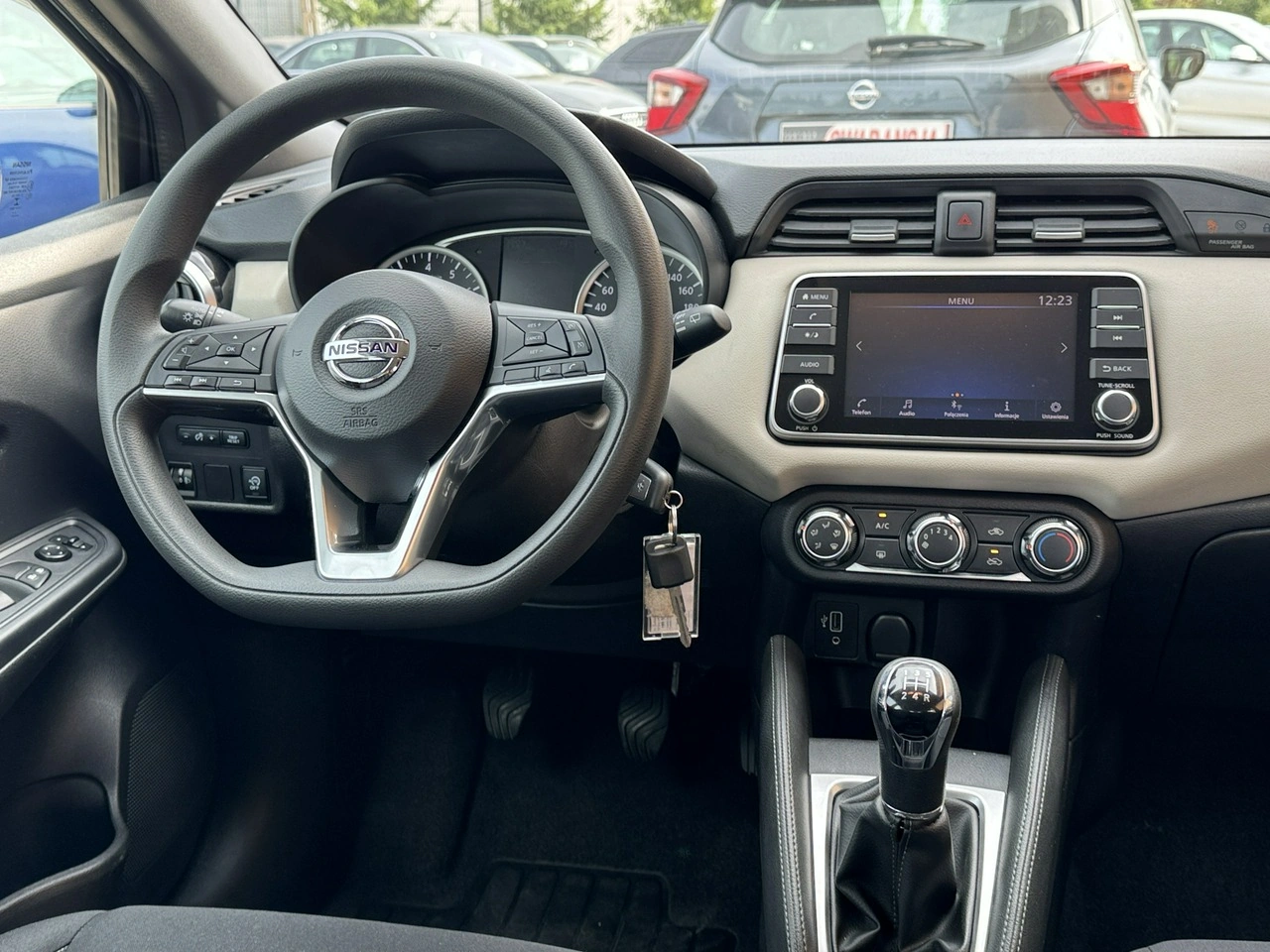 Nissan Micra - Zdjęcie 25