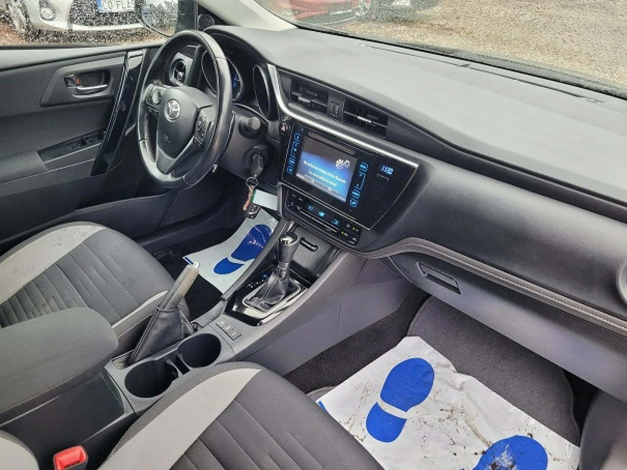 Toyota Auris - Zdjęcie 5