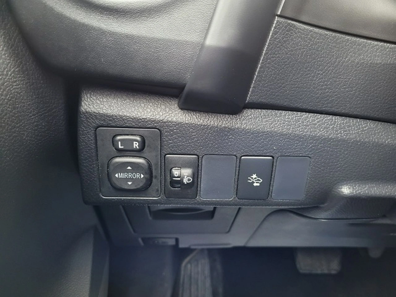 Toyota Auris - Zdjęcie 19