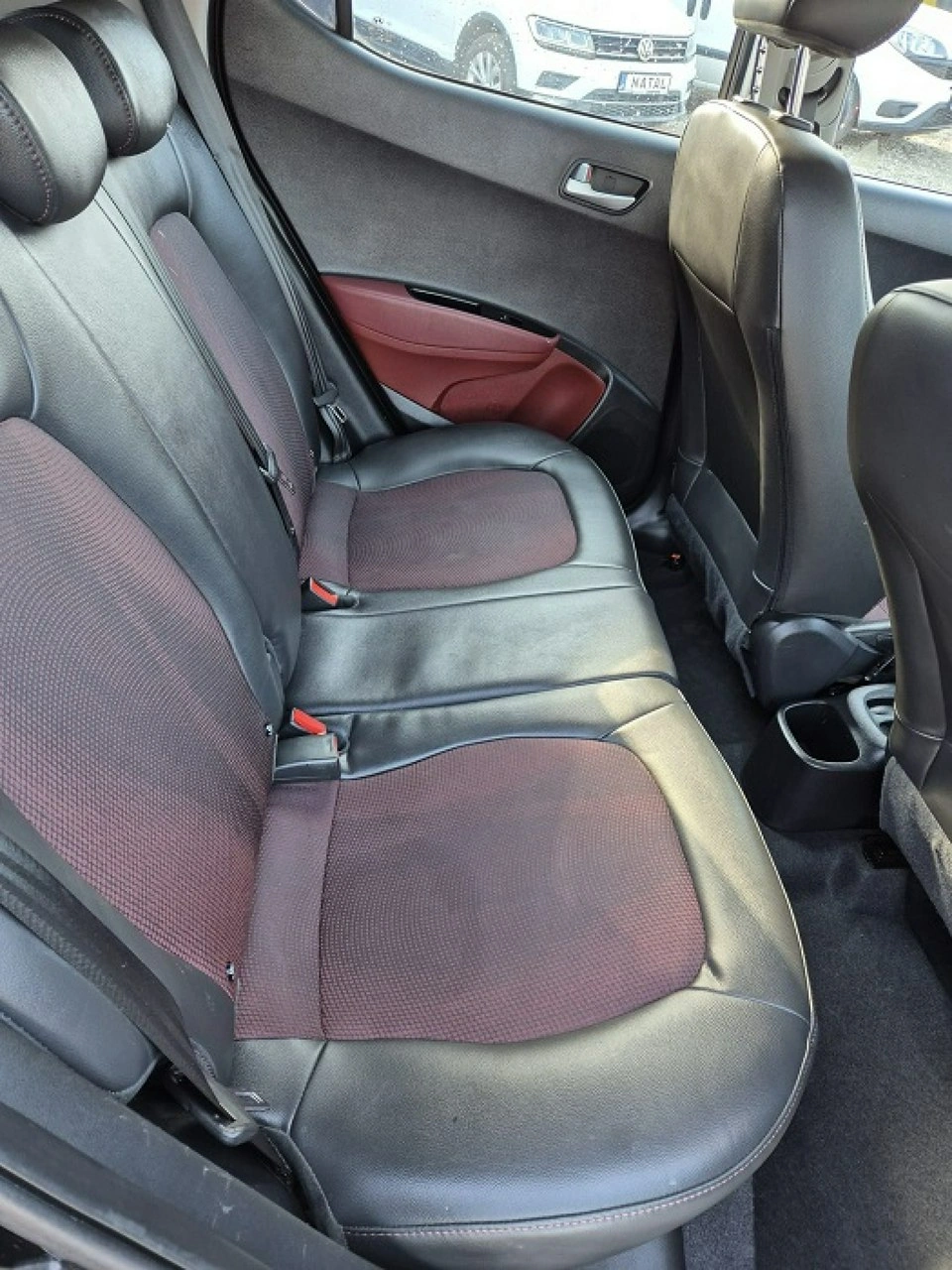 Hyundai i10 - Zdjęcie 10