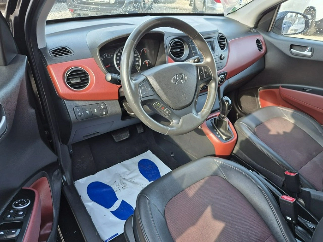 Hyundai i10 - Zdjęcie 11
