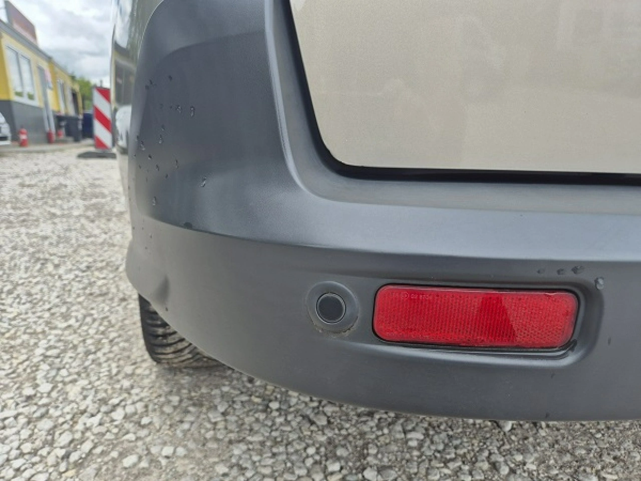 Ford Grand Tourneo Connect - Zdjęcie 9