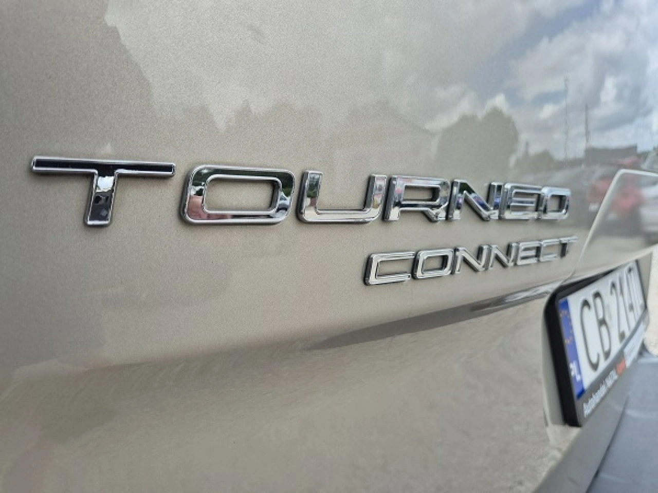 Ford Grand Tourneo Connect - Zdjęcie 10