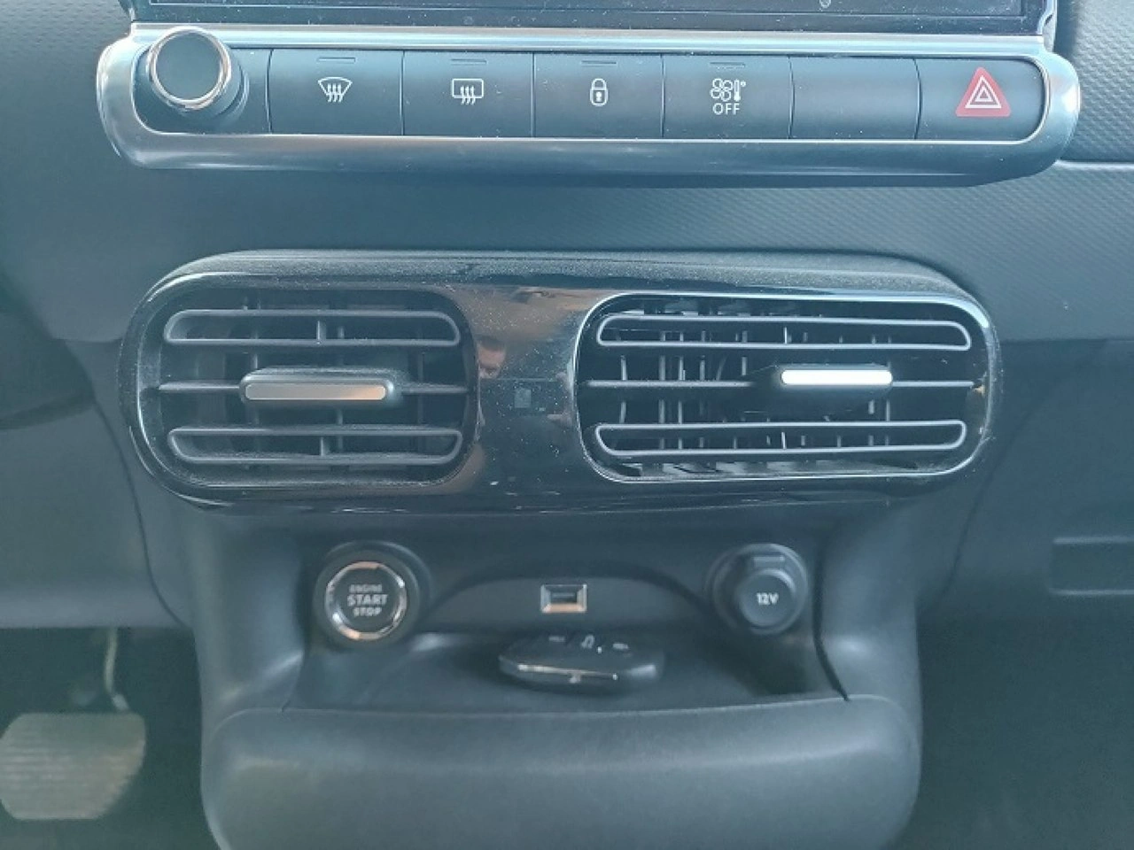 Citroën C4 Cactus - Zdjęcie 28