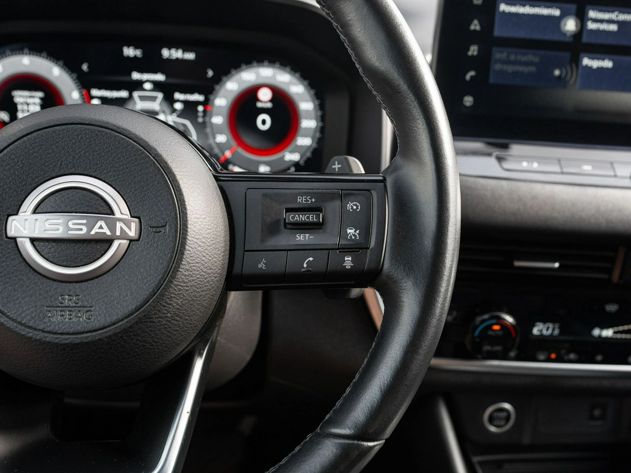 Nissan Qashqai - Zdjęcie 12