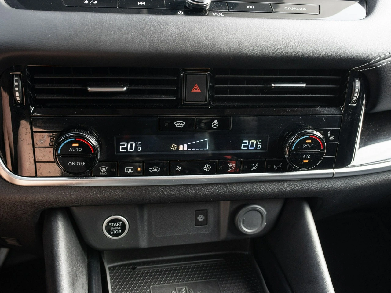 Nissan Qashqai - Zdjęcie 14