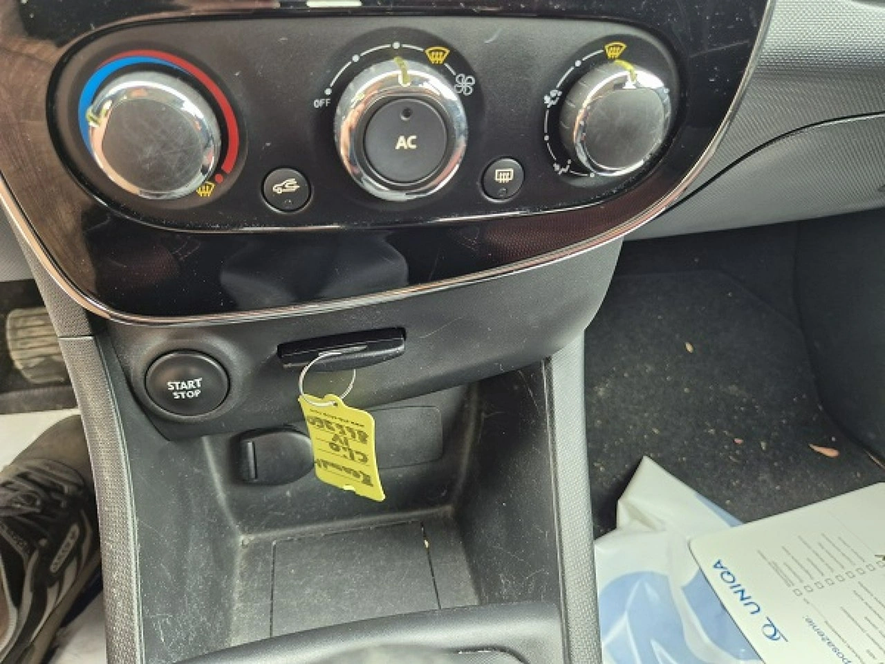 Renault Clio - Zdjęcie 15