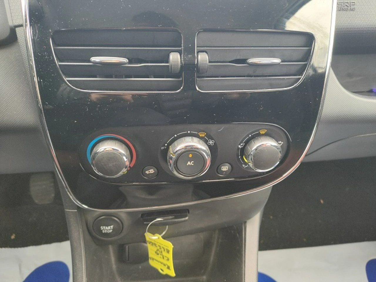 Renault Clio - Zdjęcie 21