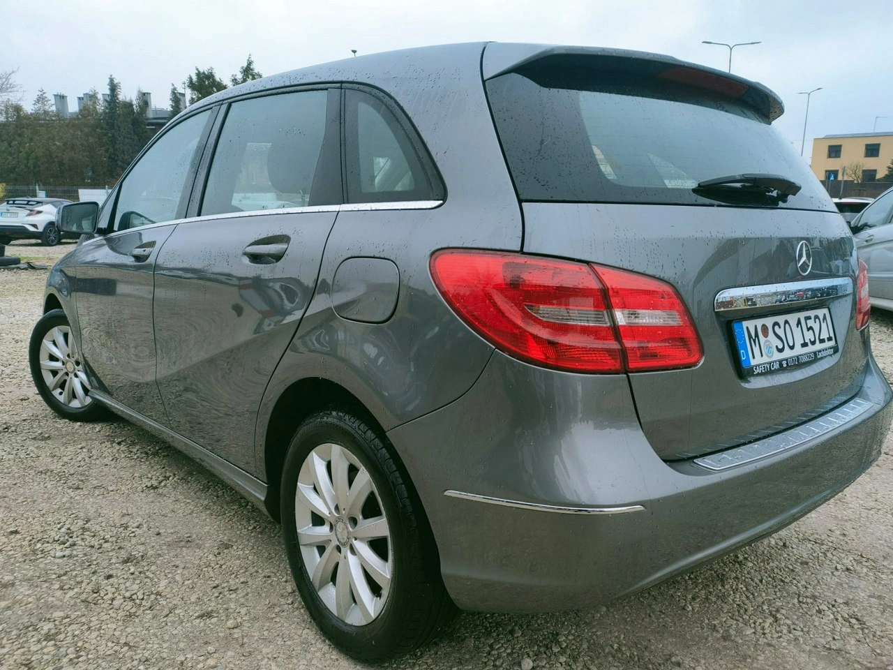 Mercedes B 180 - Zdjęcie 2