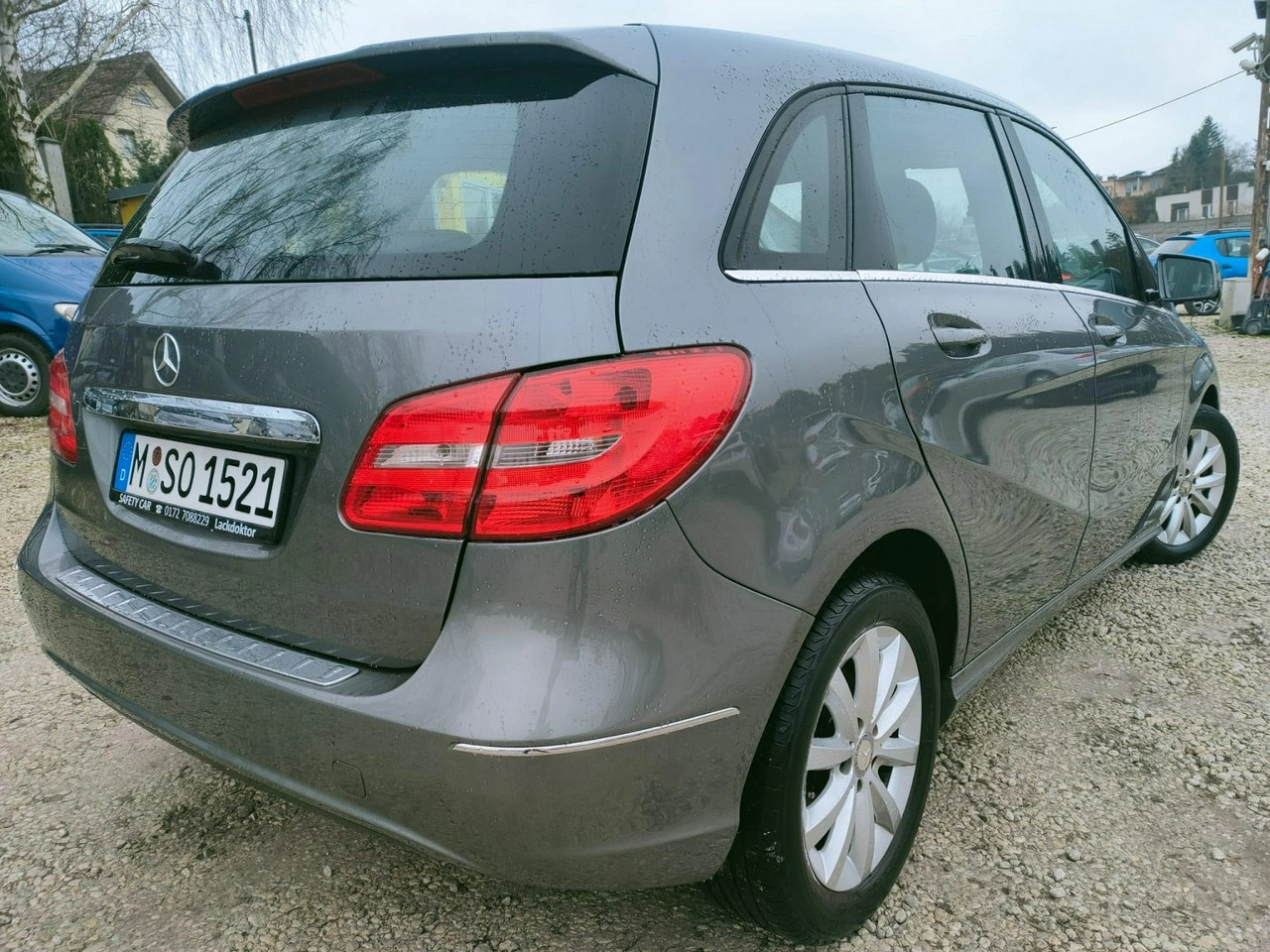 Mercedes B 180 - Zdjęcie 3