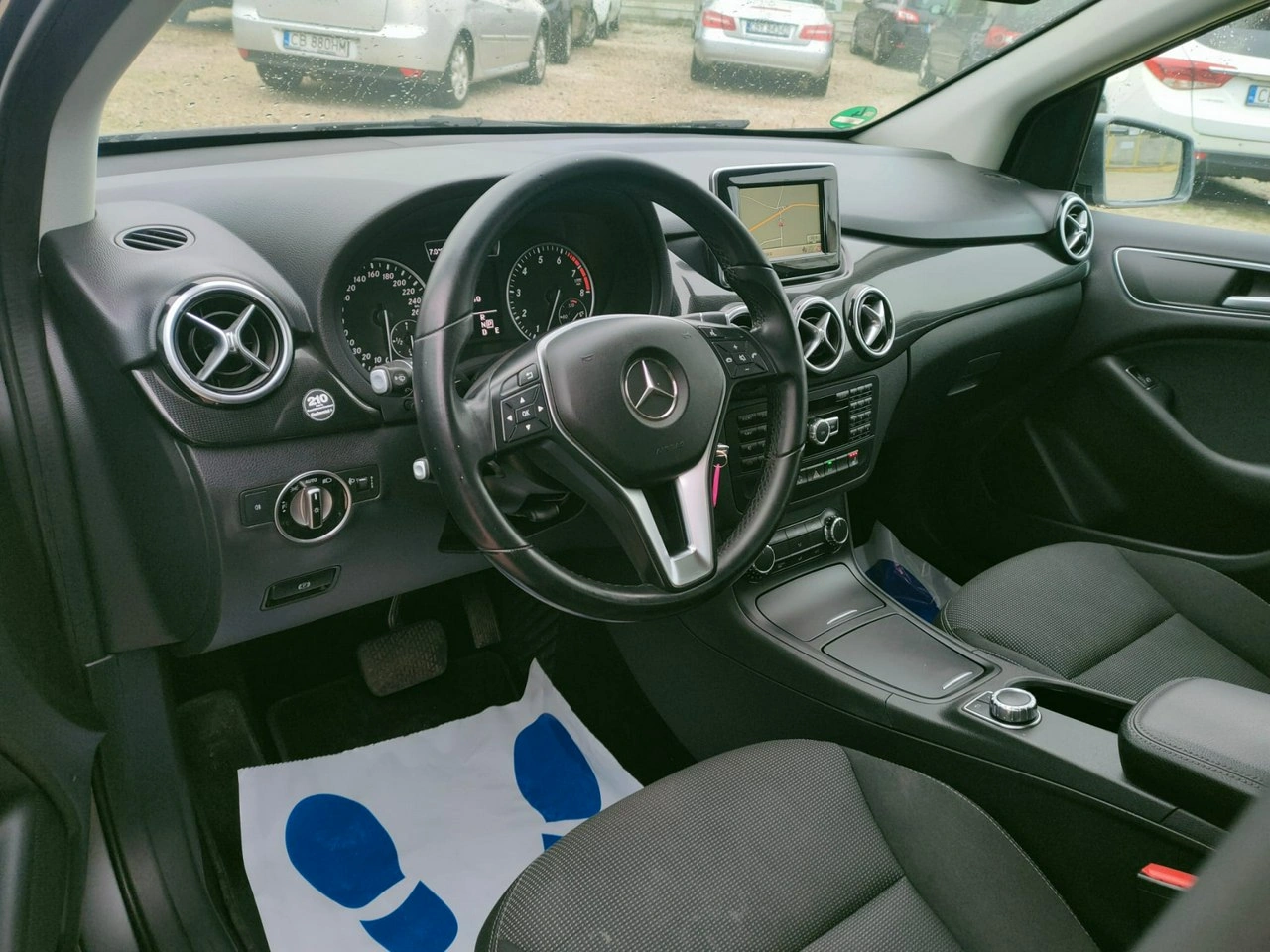 Mercedes B 180 - Zdjęcie 4