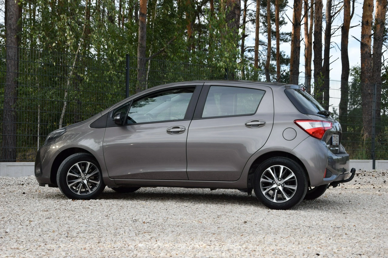 Toyota Yaris - Zdjęcie 20