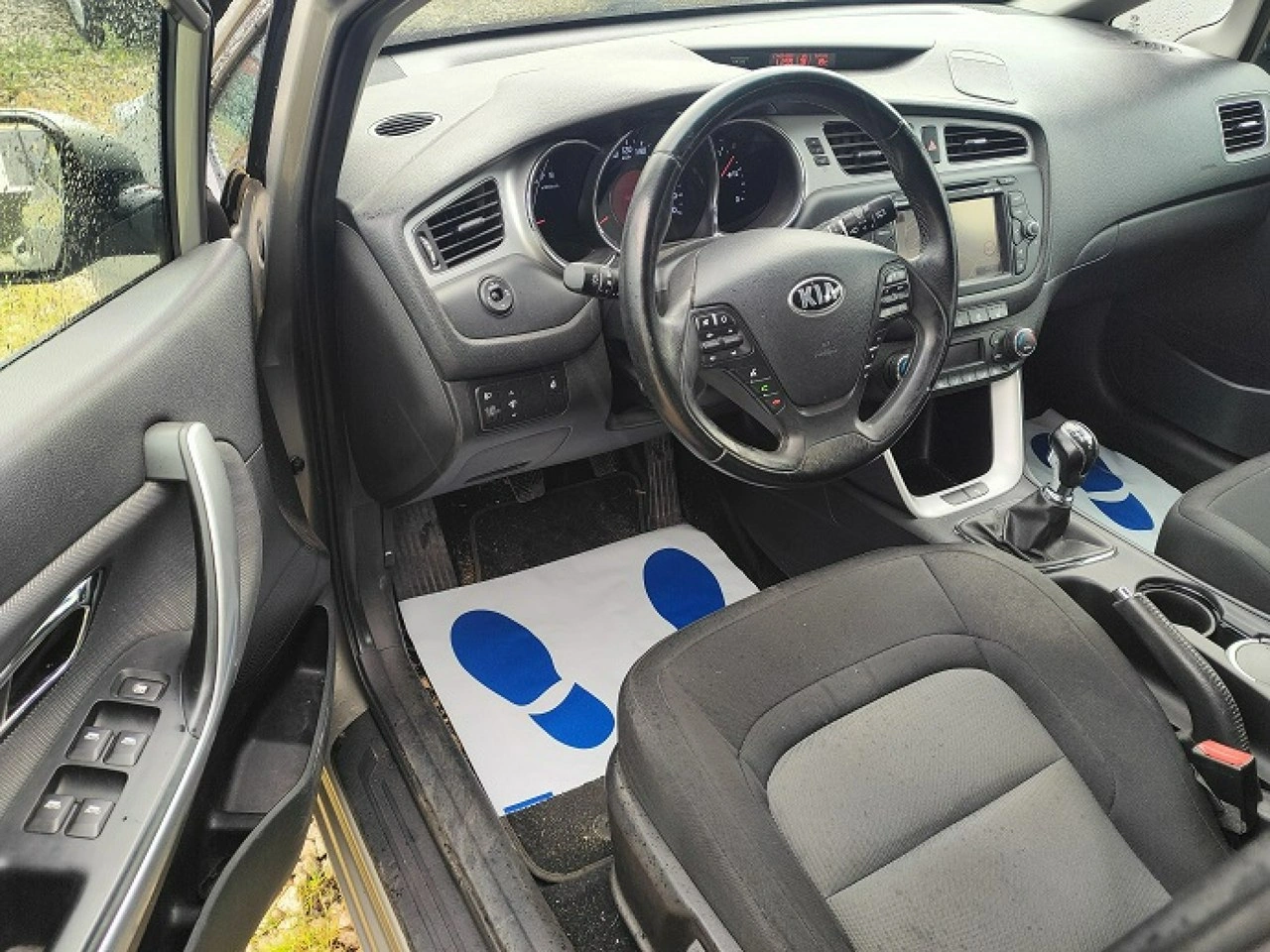 Kia Ceed - Zdjęcie 12