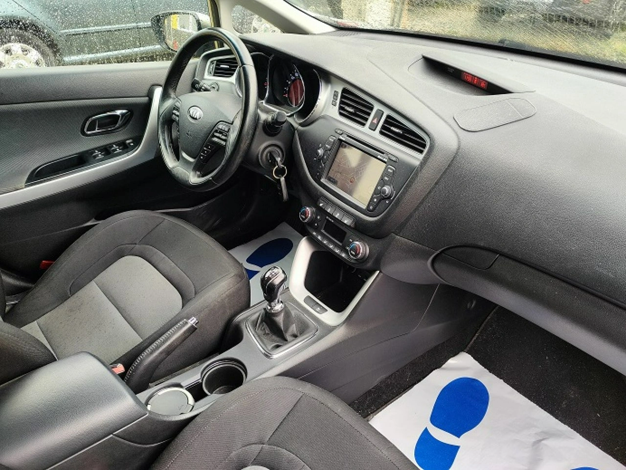 Kia Ceed - Zdjęcie 13