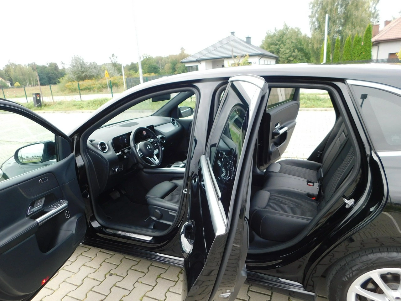 Mercedes B 220 - Zdjęcie 11