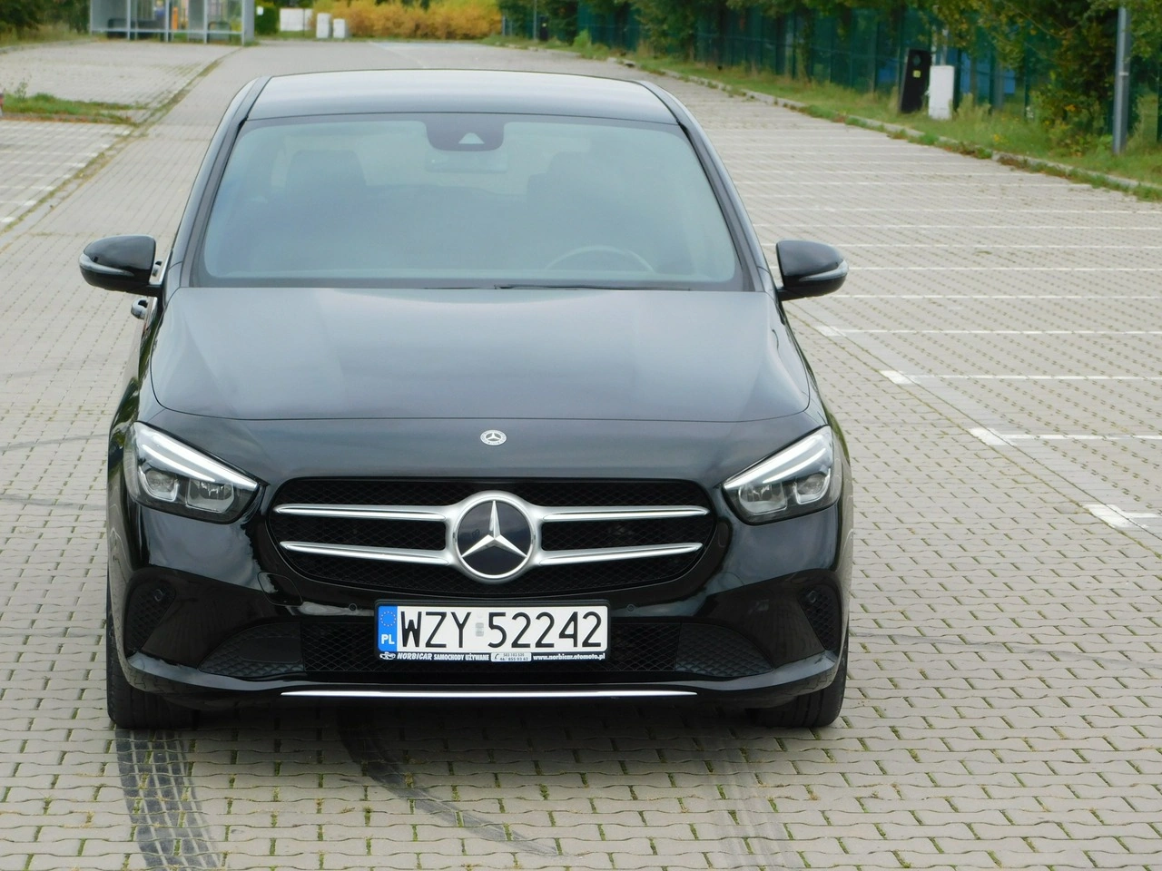 Mercedes B 220 - Zdjęcie 1