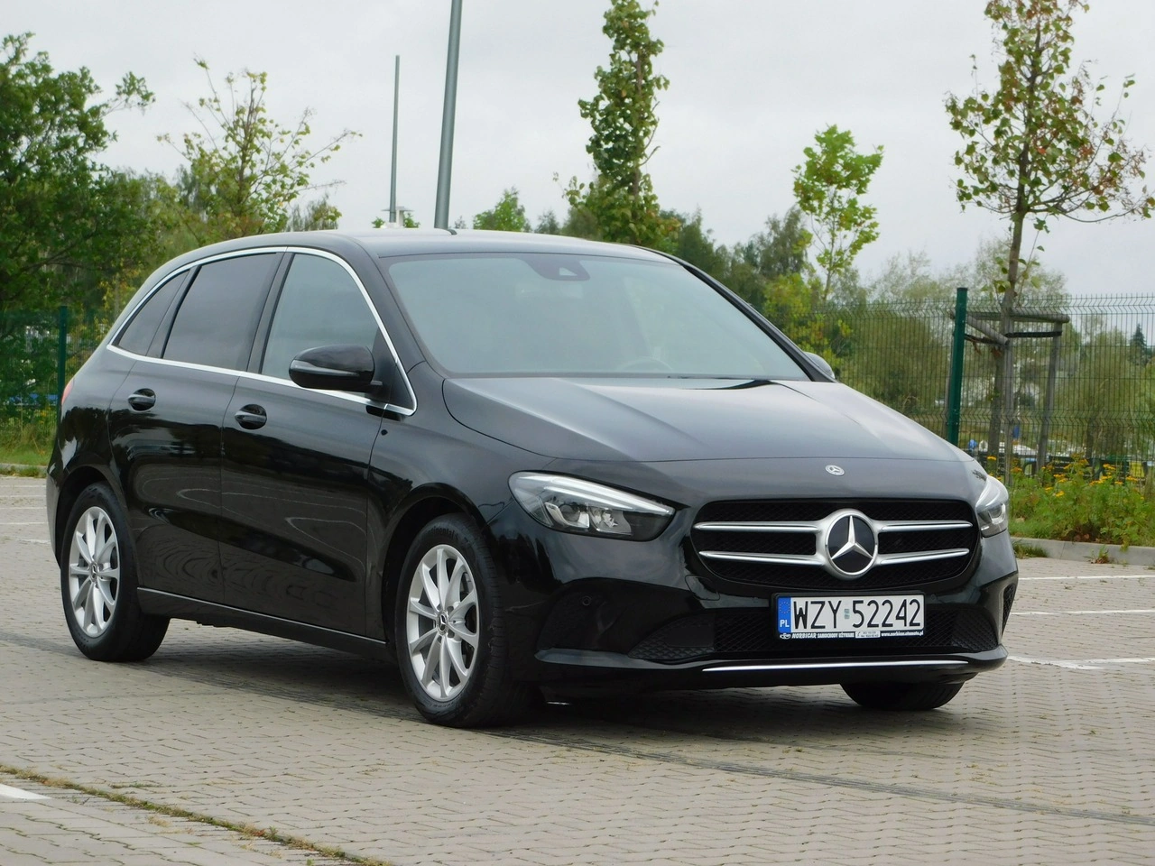 Mercedes B 220 - Zdjęcie 2