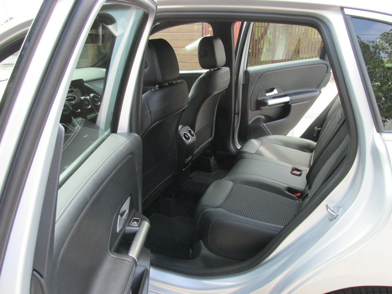Mercedes B 200 - Zdjęcie 10