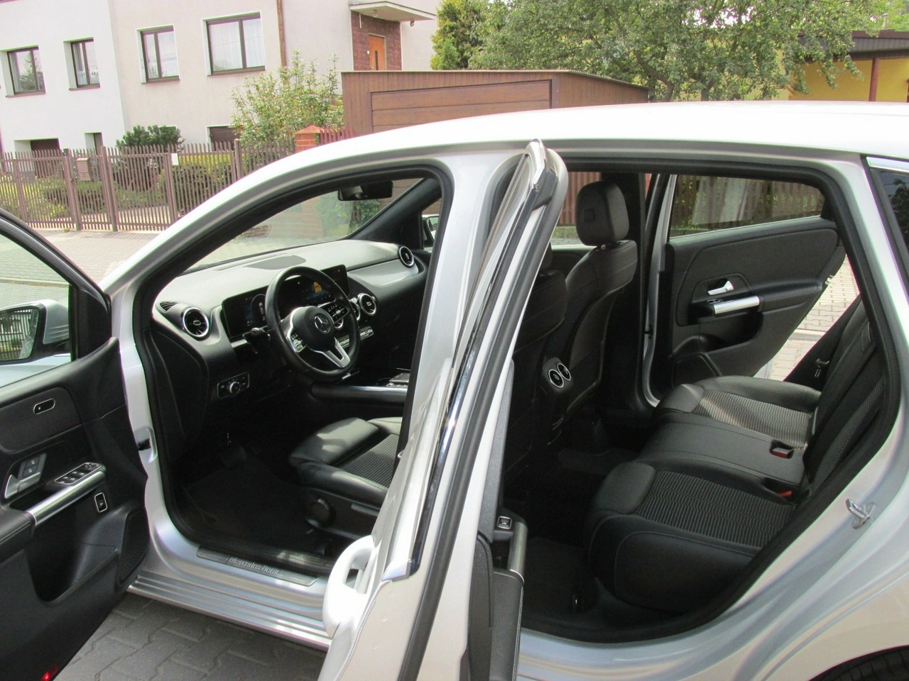 Mercedes B 200 - Zdjęcie 11