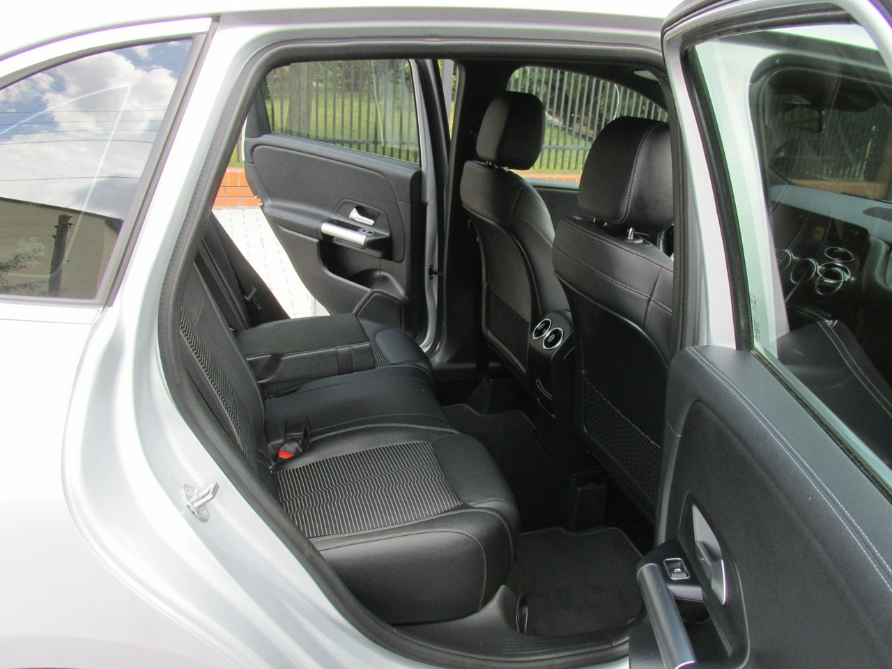 Mercedes B 200 - Zdjęcie 8