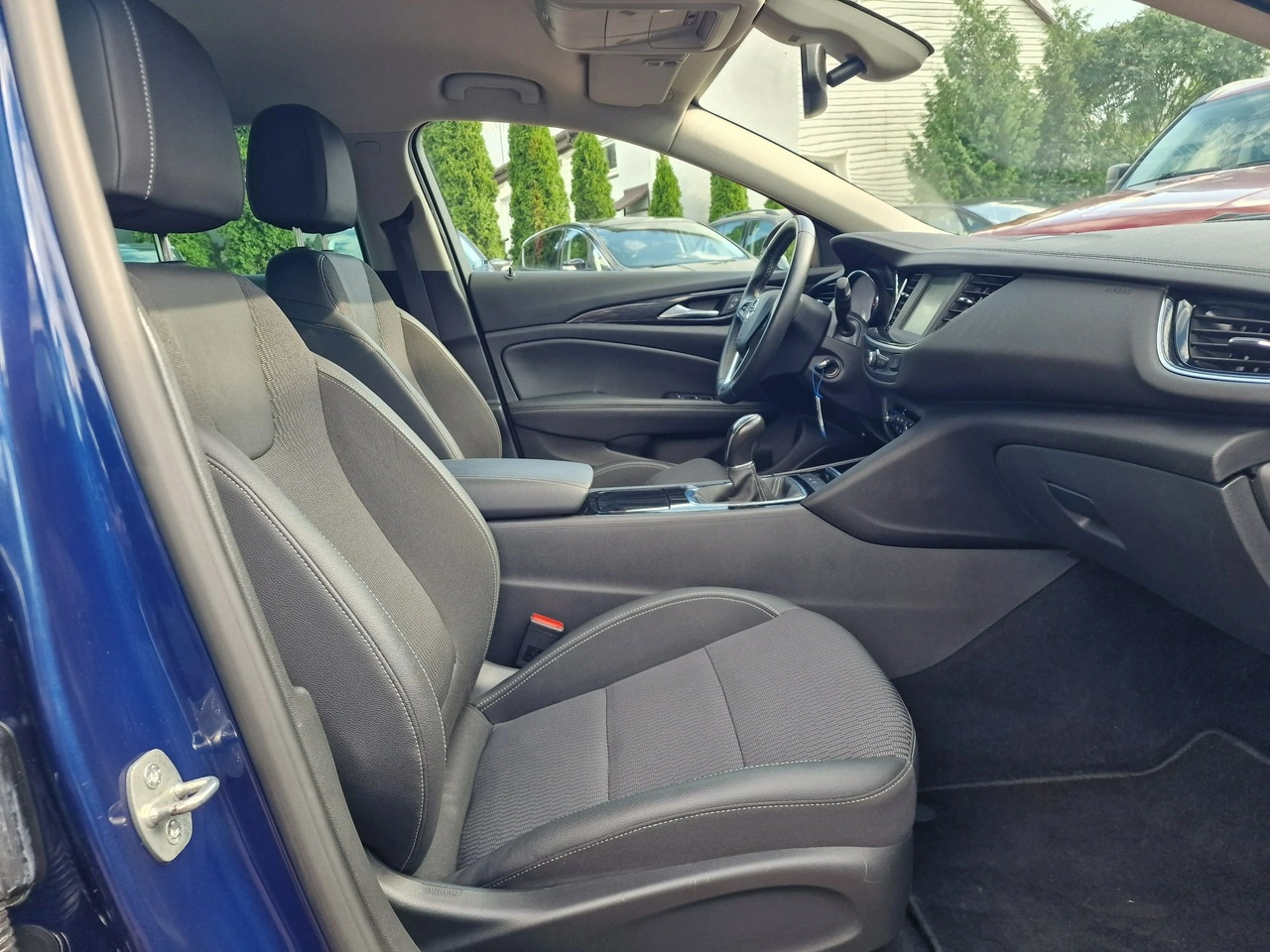 Opel Insignia - Zdjęcie 18