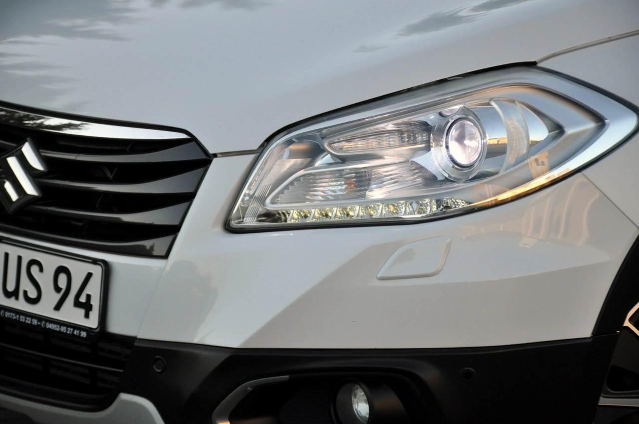 Suzuki SX4 S-Cross - Zdjęcie 11