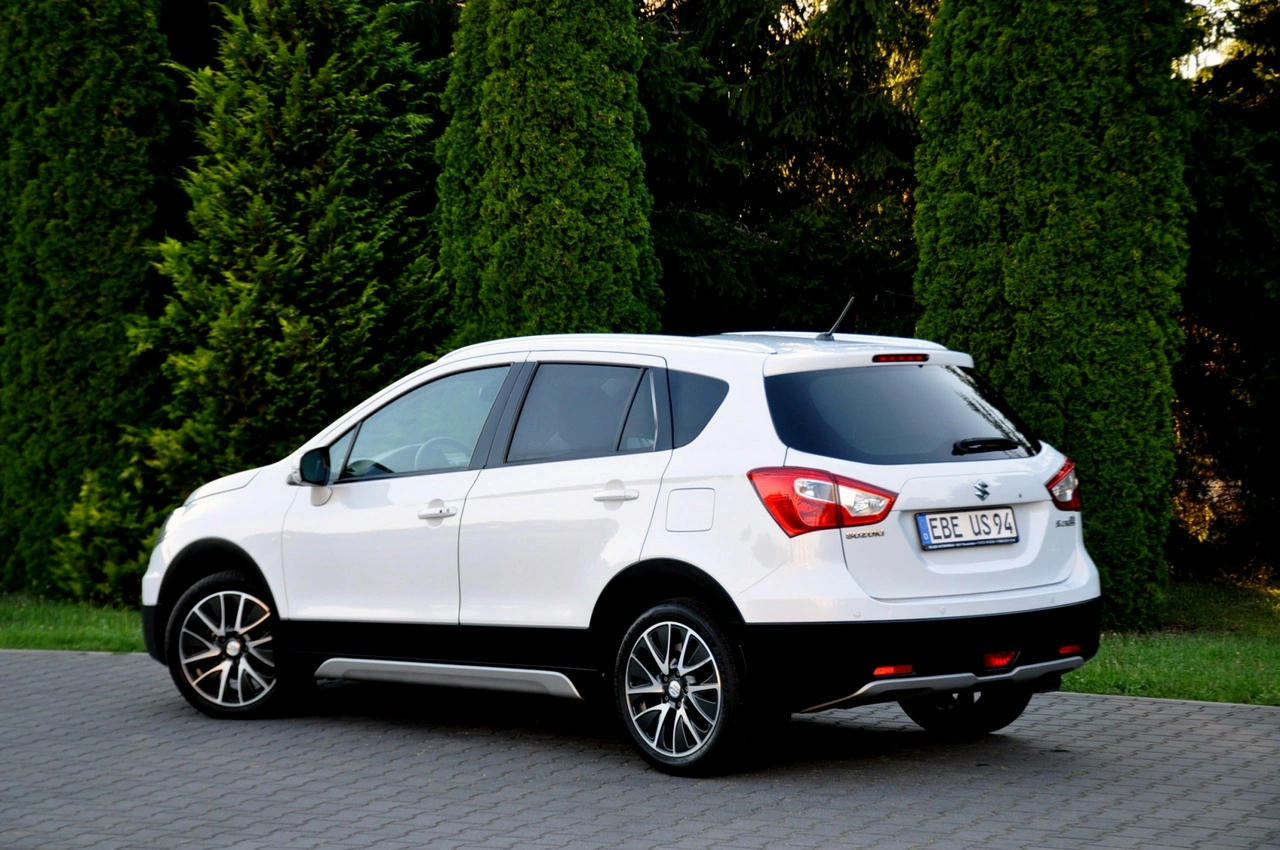 Suzuki SX4 S-Cross - Zdjęcie 12