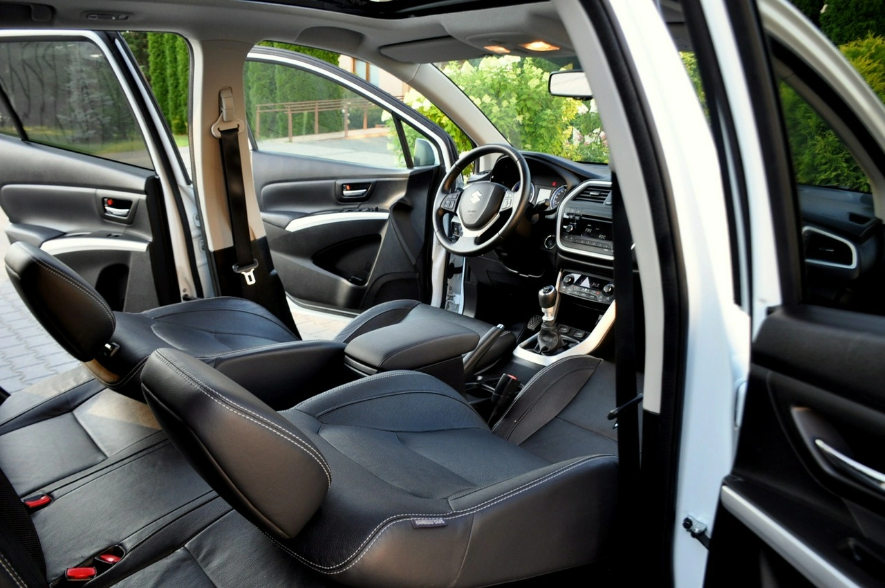Suzuki SX4 S-Cross - Zdjęcie 22