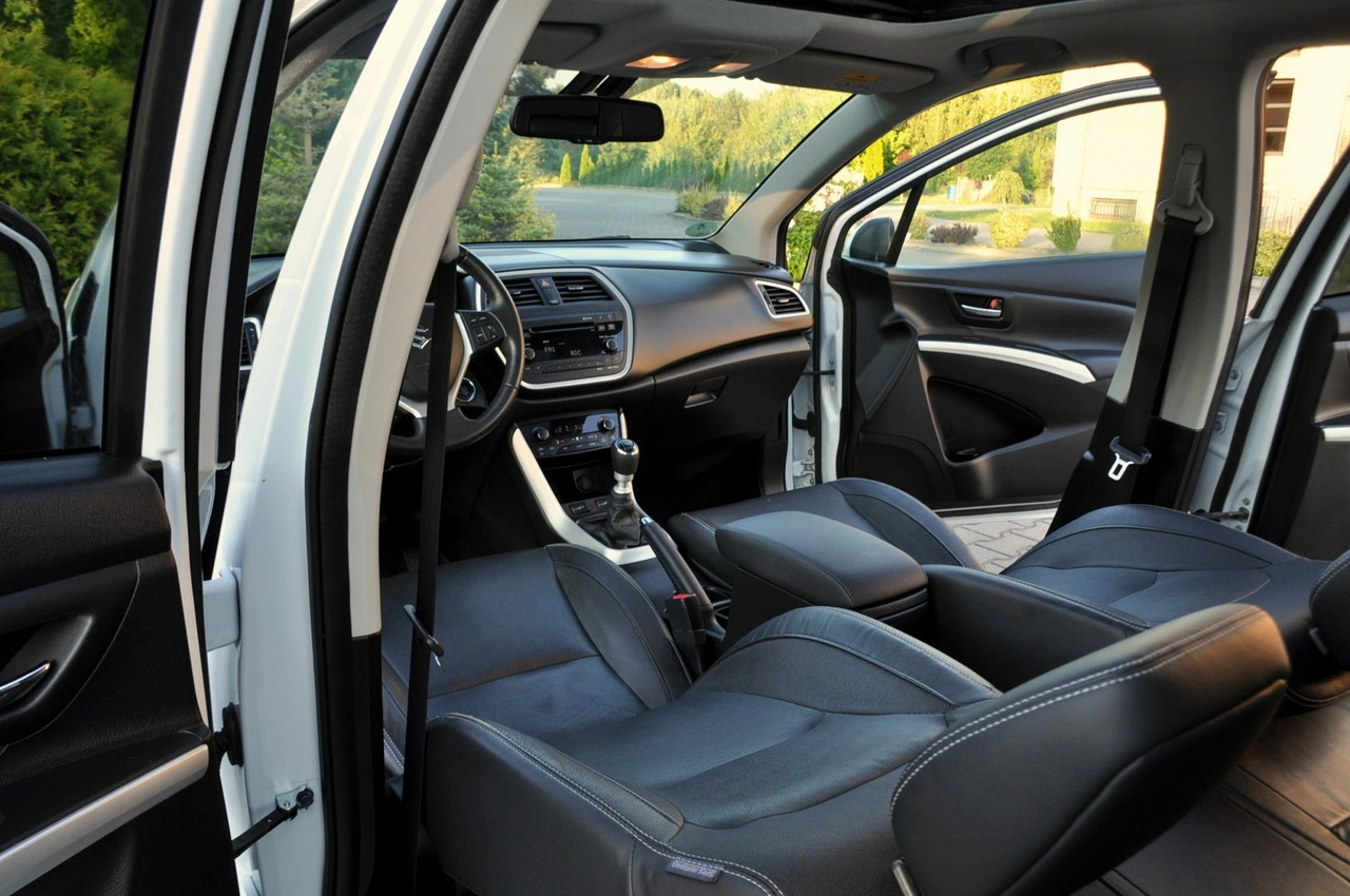 Suzuki SX4 S-Cross - Zdjęcie 26