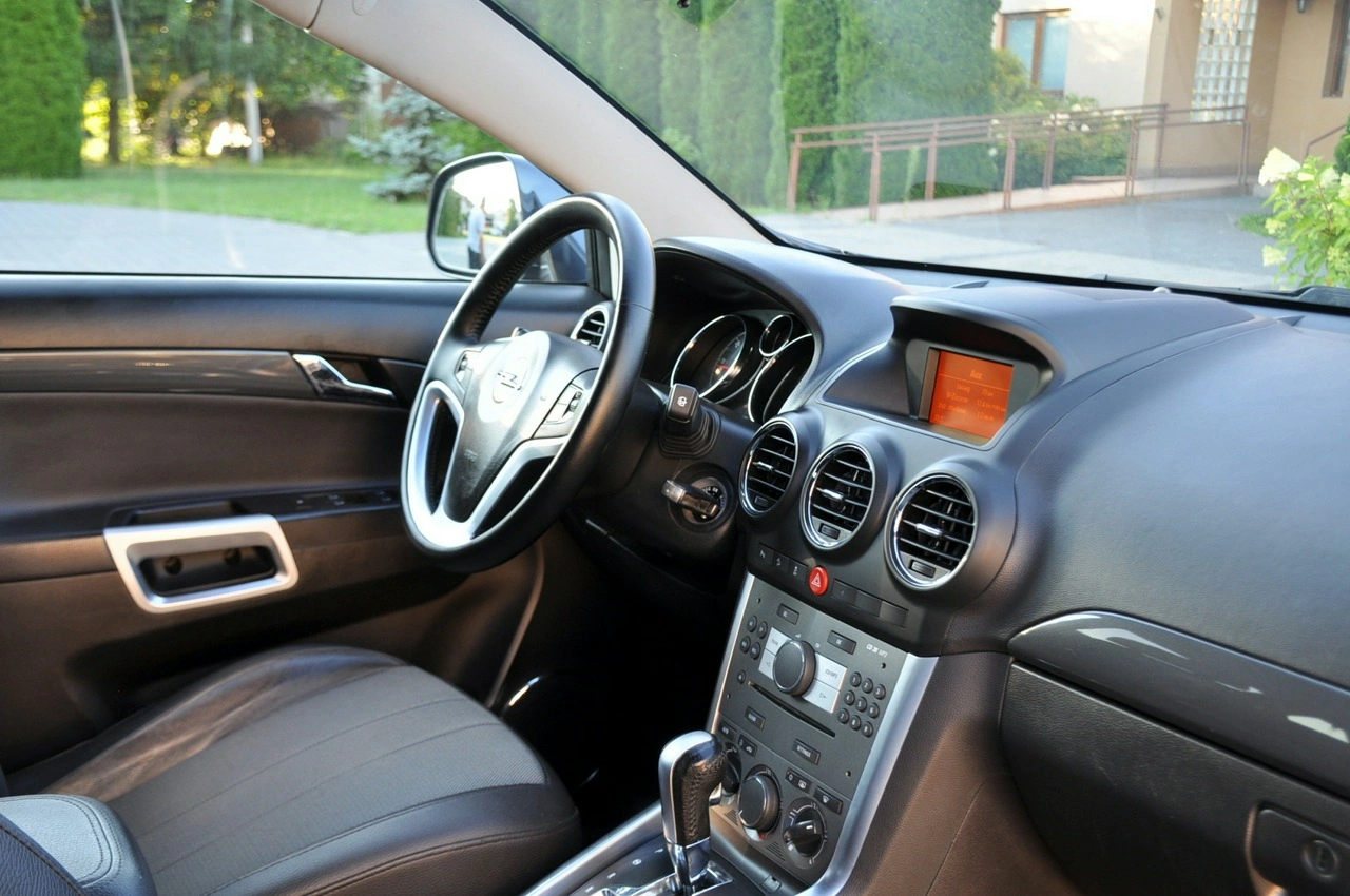 Opel Antara - Zdjęcie 17