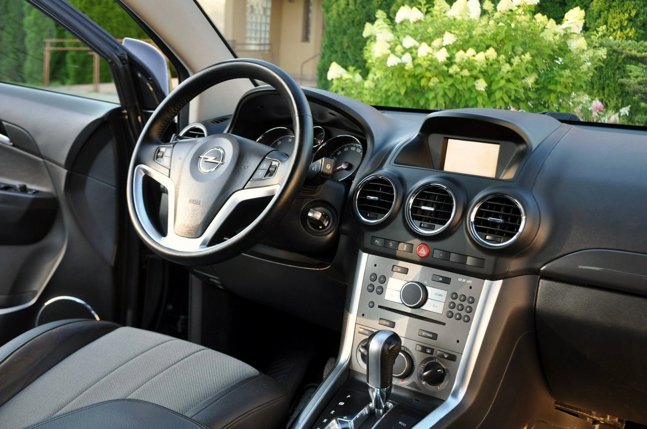 Opel Antara - Zdjęcie 24